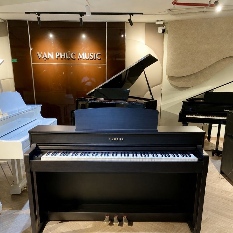 Đàn Piano Yamaha CLP-575R tại Vạn Phúc Music