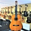 Guitar Classic Yamaha C70