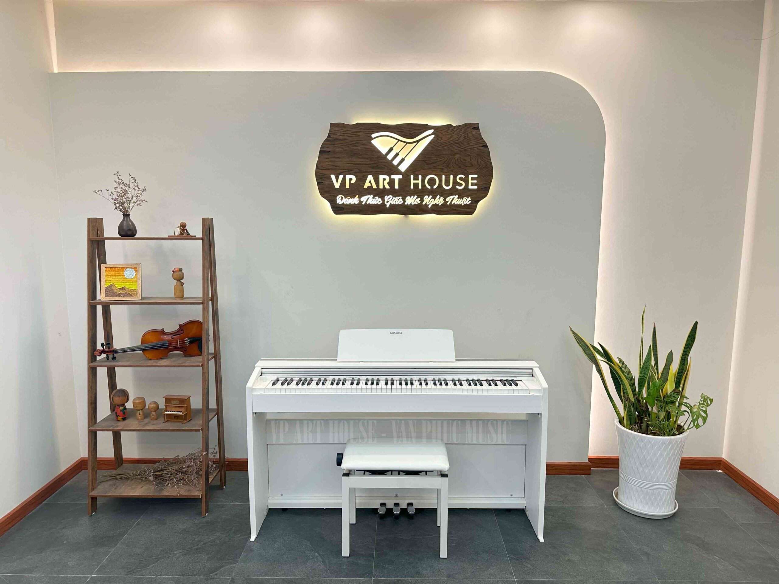 Đàn piano điện Casio PX-2000 GP tại cửa hàng Vạn Phúc Music