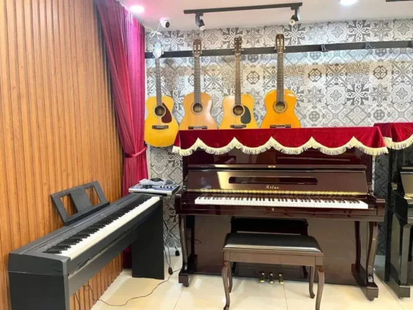 Đàn piano cơ dáng Upright ATLAS NA 202