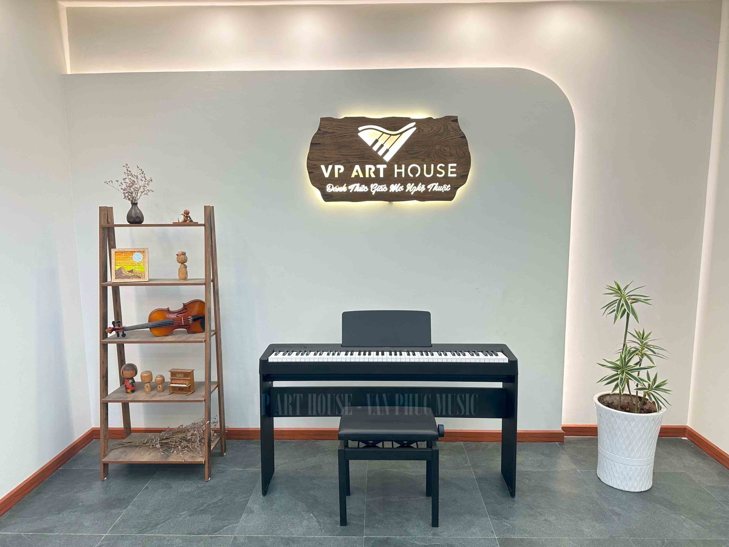 Mua piano Yamaha P-145 B chính hãng tại Vạn Phúc Music hình ảnh đàn piano điện Yamaha P-145 B chính hãng tại cửa hàng Vạn Phúc Music