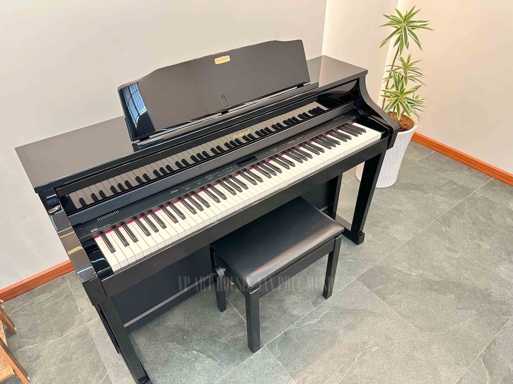 dan piano Roland HP 508PE Cận cảnh đàn piano Roland HP 508 PE