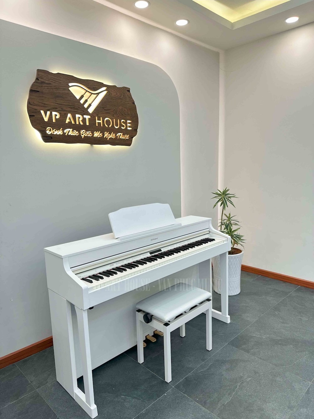 dan piano dien ROLAND HP-603 WH Đàn piano điện ROLAND HP-603 WH