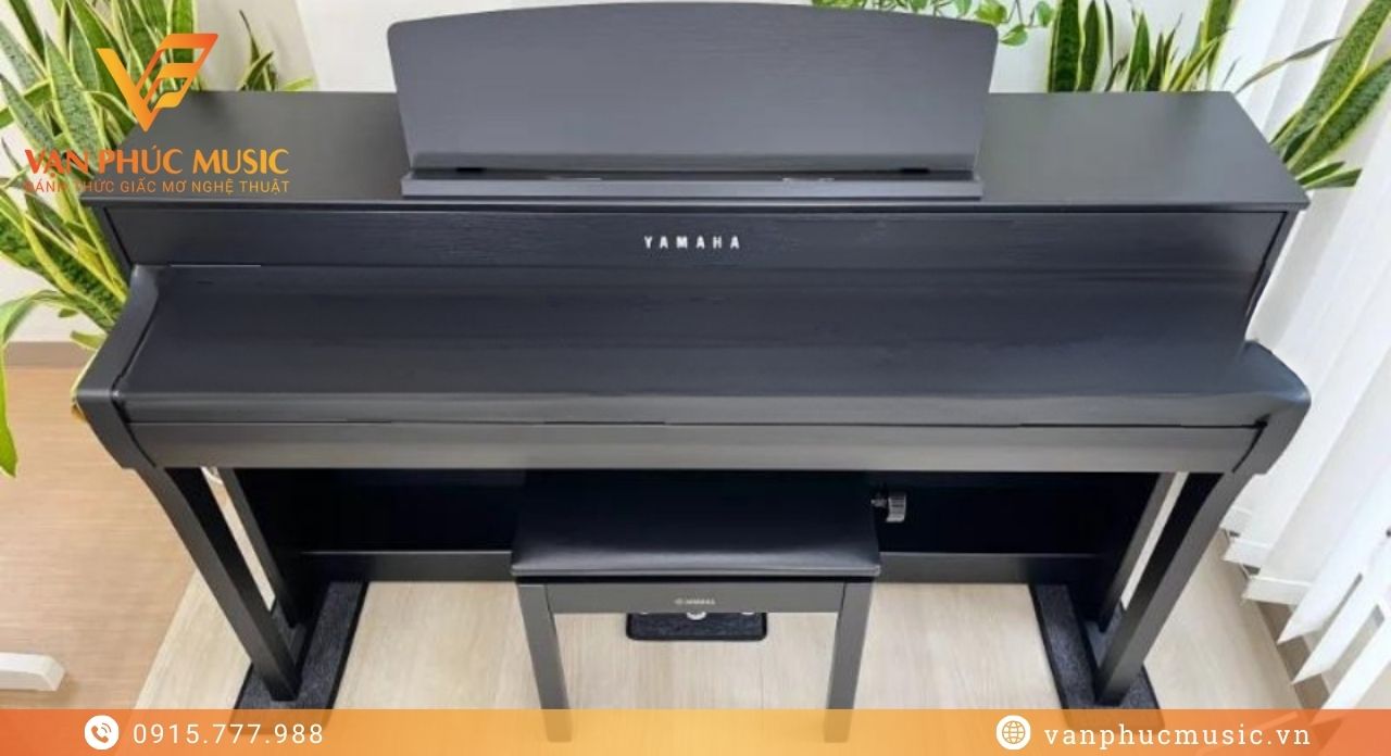 YAMAHA CLP 745B YAMAHA CLP 745B