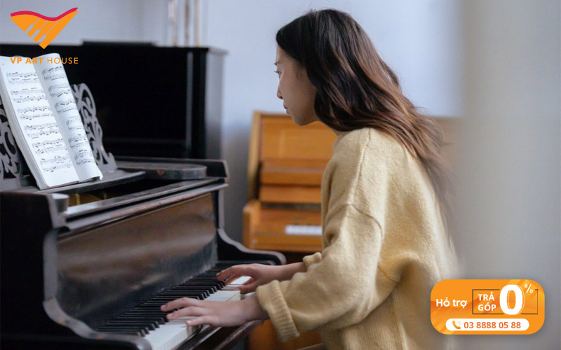 hoc-dan-piano-co-de-hon-ban-nghi-khong