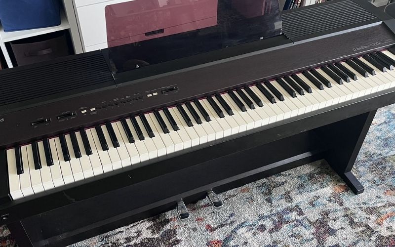 Roland HP-3000S có thiết kế nhỏ gọn