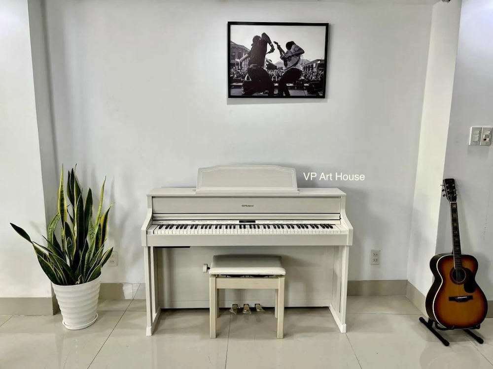 dan piano Roland HP 605GP WA Đàn piano Roland HP 605GP WA
