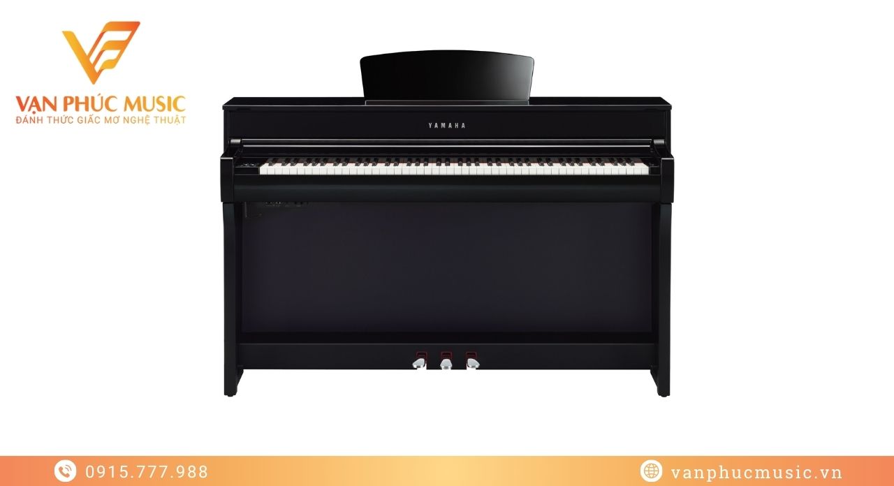 YAMAHA CLP 735PE