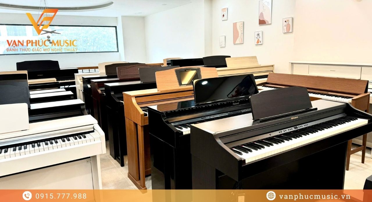 Yamaha CLP-775R Yamaha CLP-775R