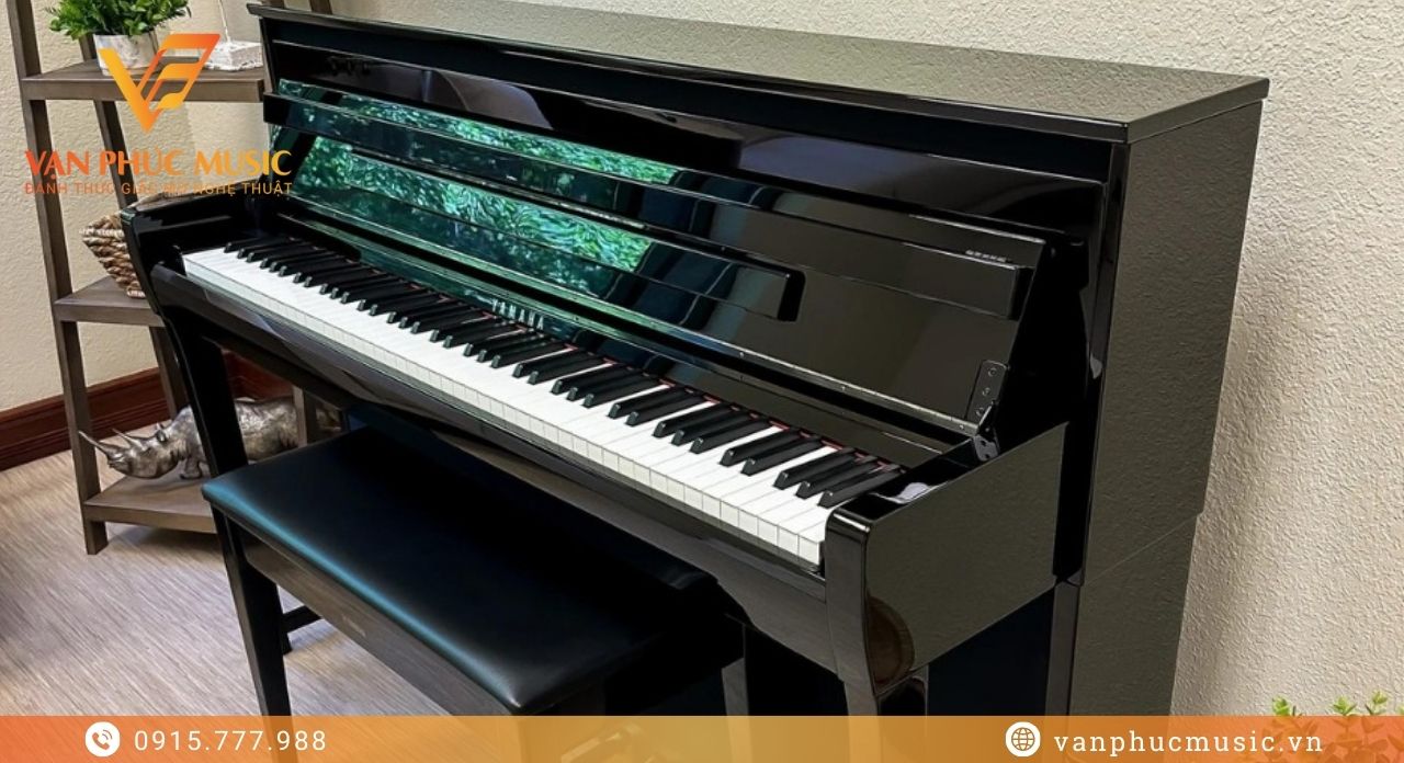 Yamaha CLP 785PE Yamaha CLP 785PE