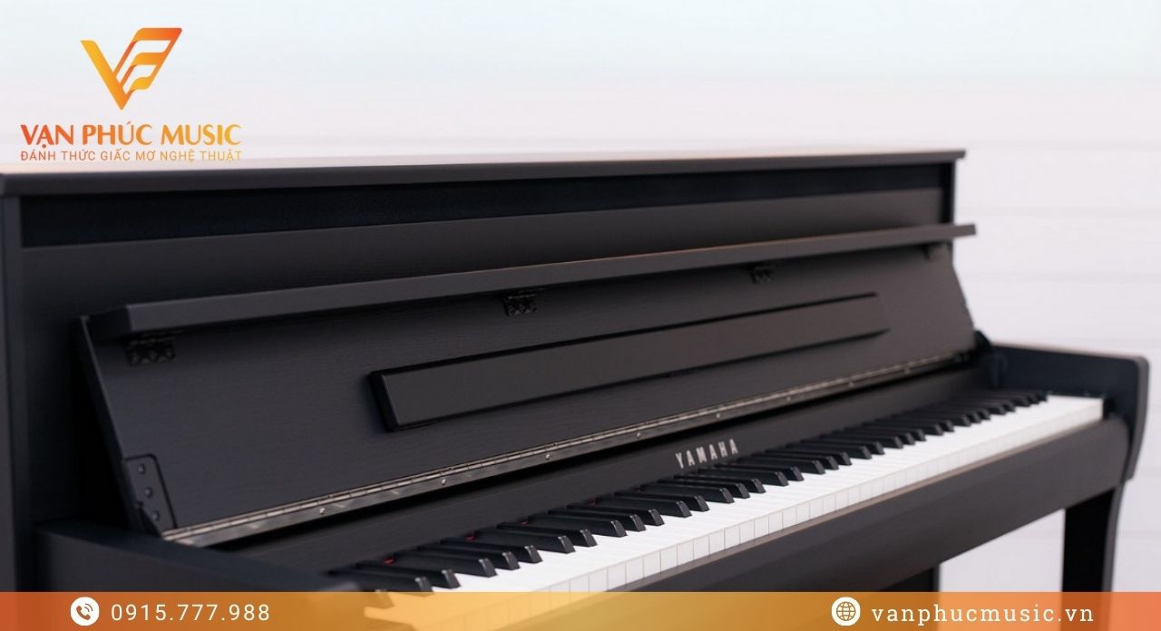 Yamaha CLP-785B Yamaha CLP-785B