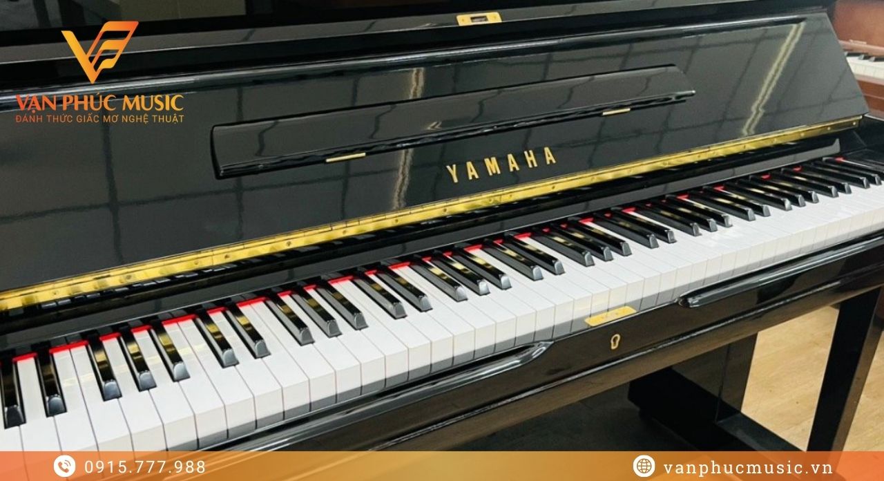 Yamaha U3G upright piano Yamaha U3G upright piano