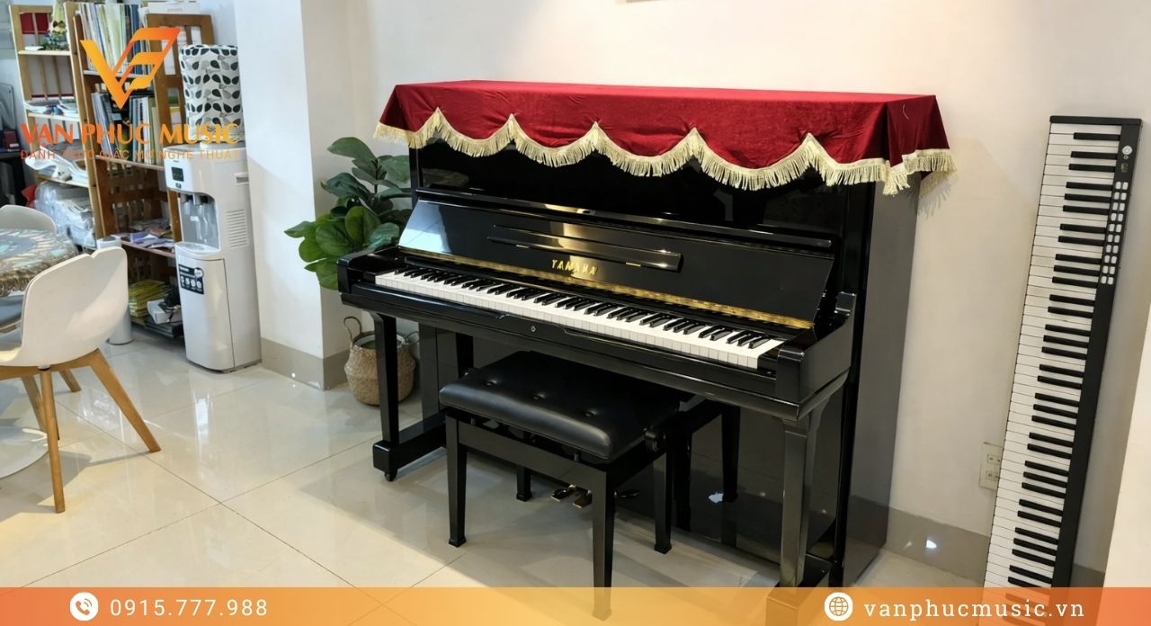 YAMAHA U3G đã qua sử dụng YAMAHA U3G đã qua sử dụng