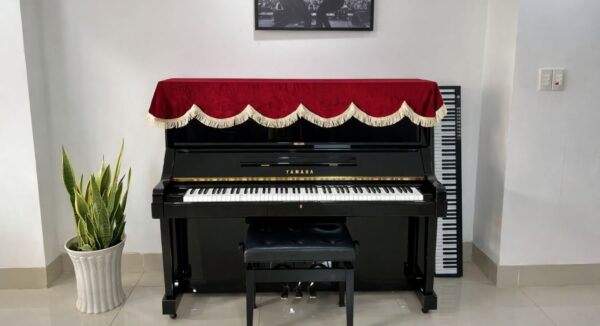 YAMAHA UX
