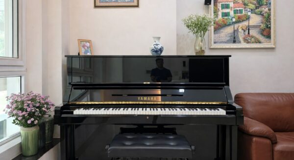 YAMAHA UX