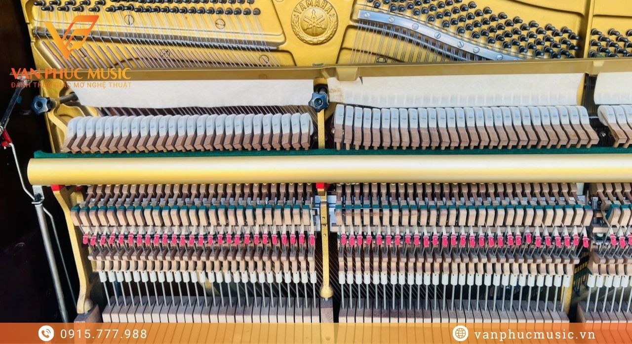 Yamaha W102 piano cơ