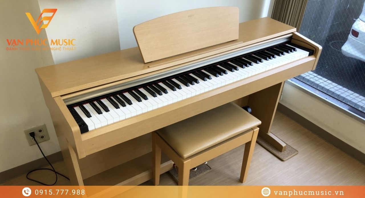 YAMAHA YDP 161C YAMAHA YDP 161C