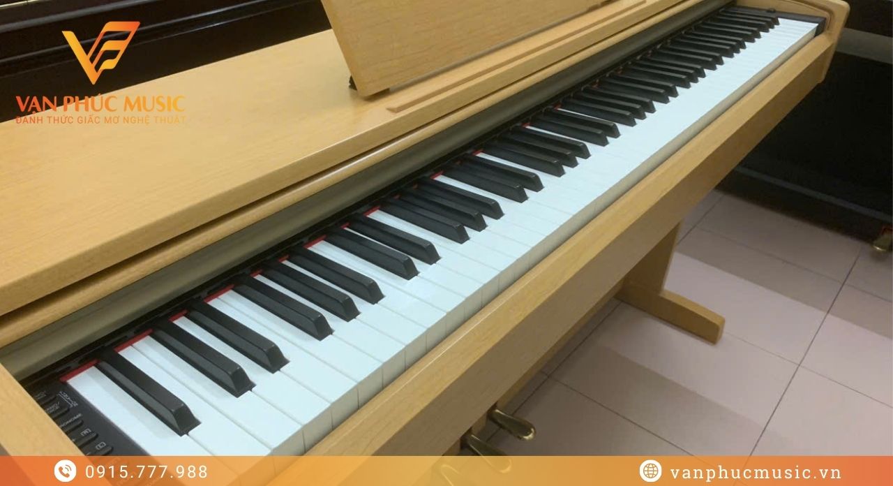 YAMAHA YDP 161C YAMAHA YDP 161C