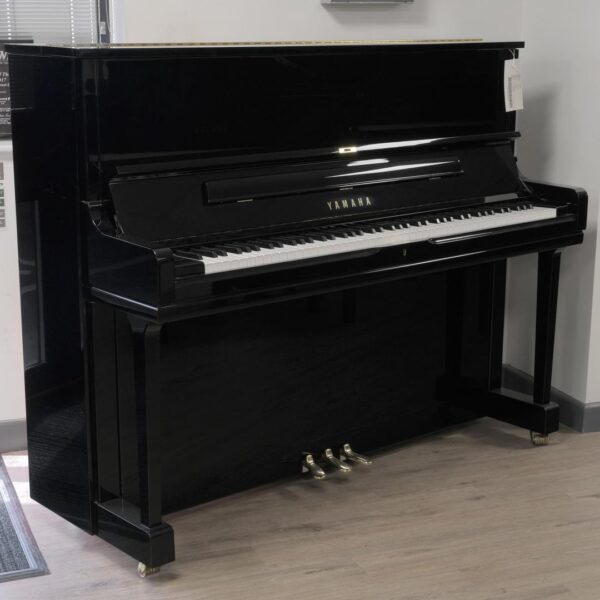 Đàn piano upright Yamaha YUS1 PE