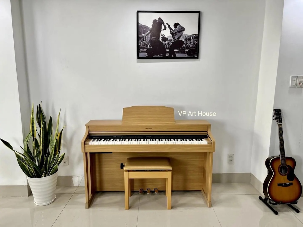 Đàn piano Roland HP 605GP CR