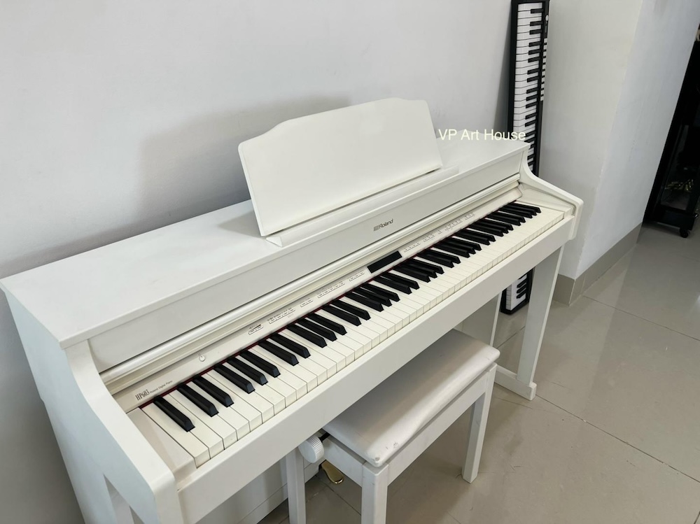 ban phim dan piano Roland HP 603WH Bàn phím đàn piano Roland HP 603WH