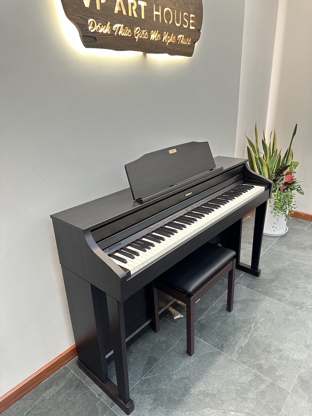 dan piano Roland HP 506 R Đàn piano điện Roland HP 506 R