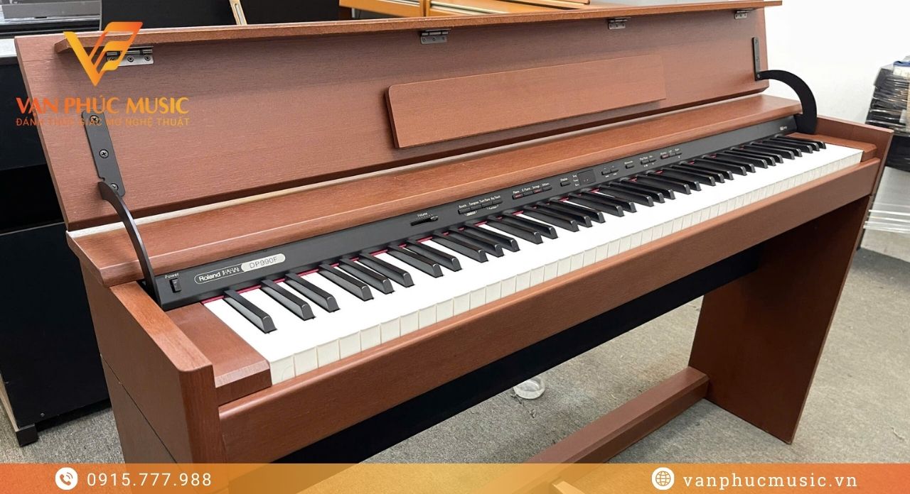 ROLAND DP 990F-MH