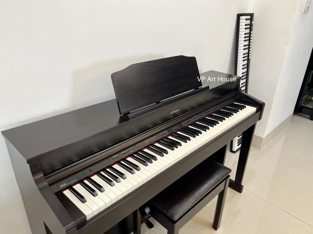 Bàn phím Roland HP-603 R