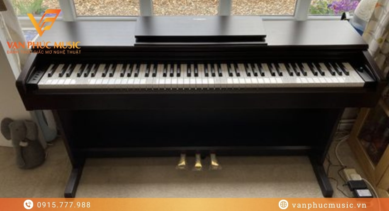 Yamaha YDP 145B Yamaha YDP 145B