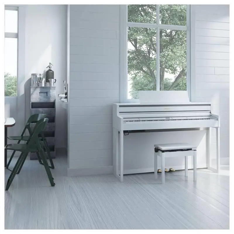 Phiên bản Roland HP-702 màu trắng không có nhiều trên thị trường
