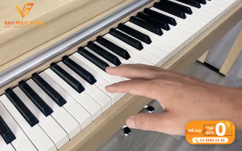 doi-tuong-phu-hop-su-dung-dan-piano-kawai-cn-27lo