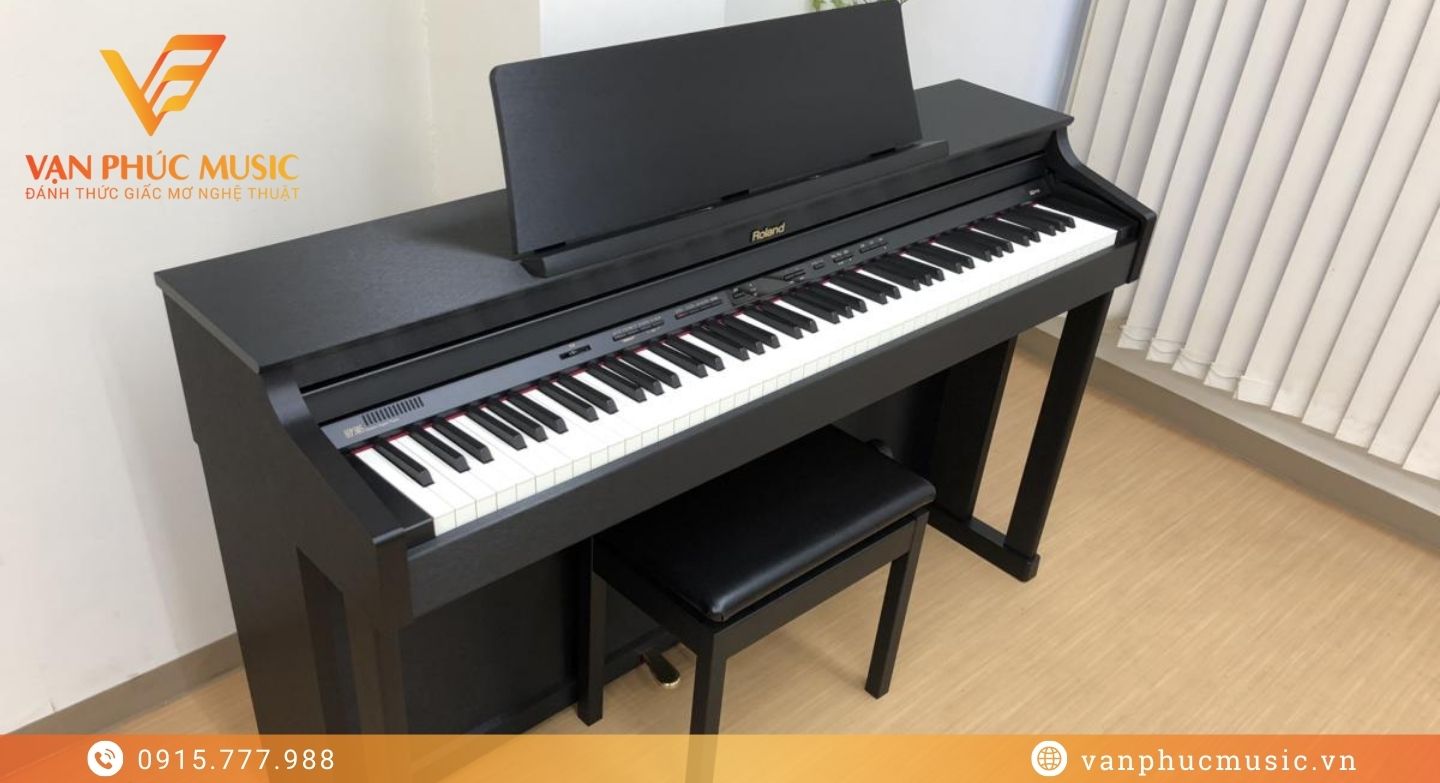 ROLAND DP 990F-SB