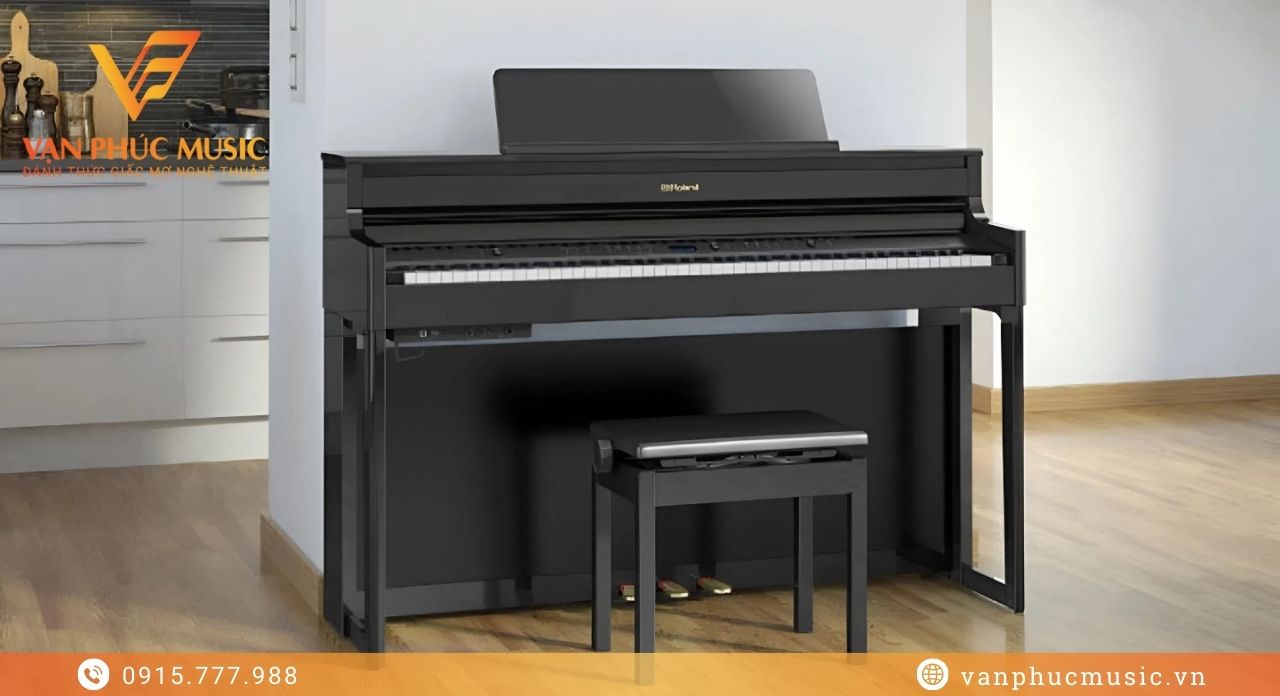 ROLAND HP 702CB ROLAND HP 702CB