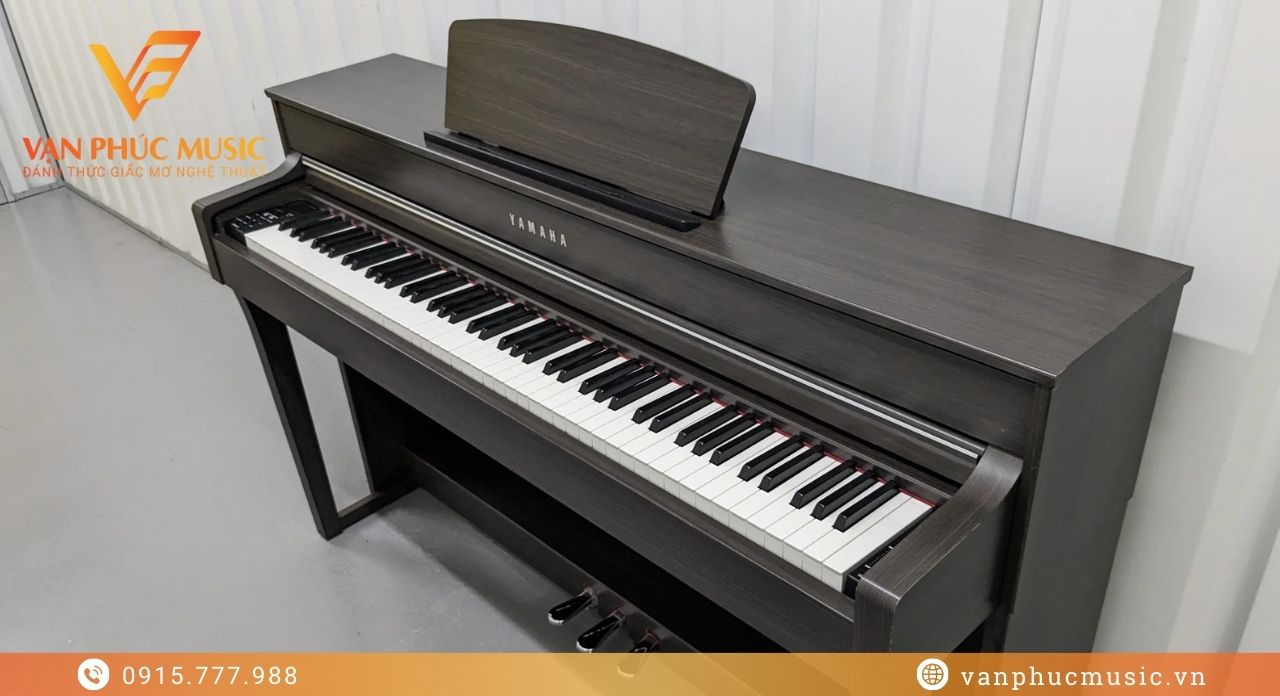 Yamaha CLP 635DW Yamaha CLP 635DW