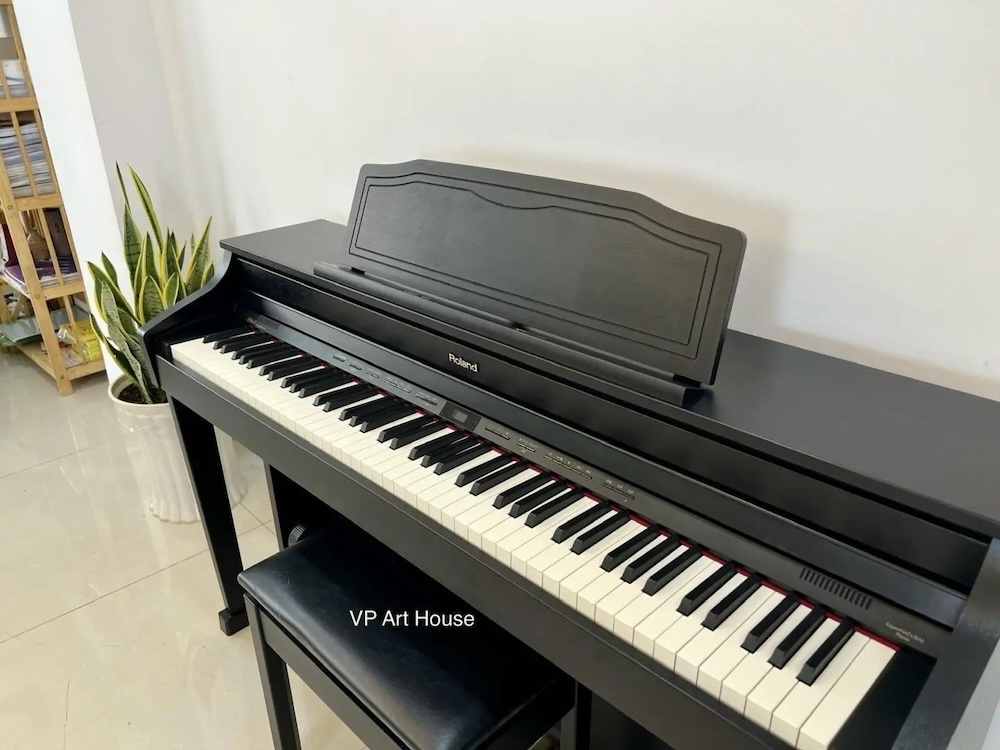 Bàn phím Roland HP 506 GP