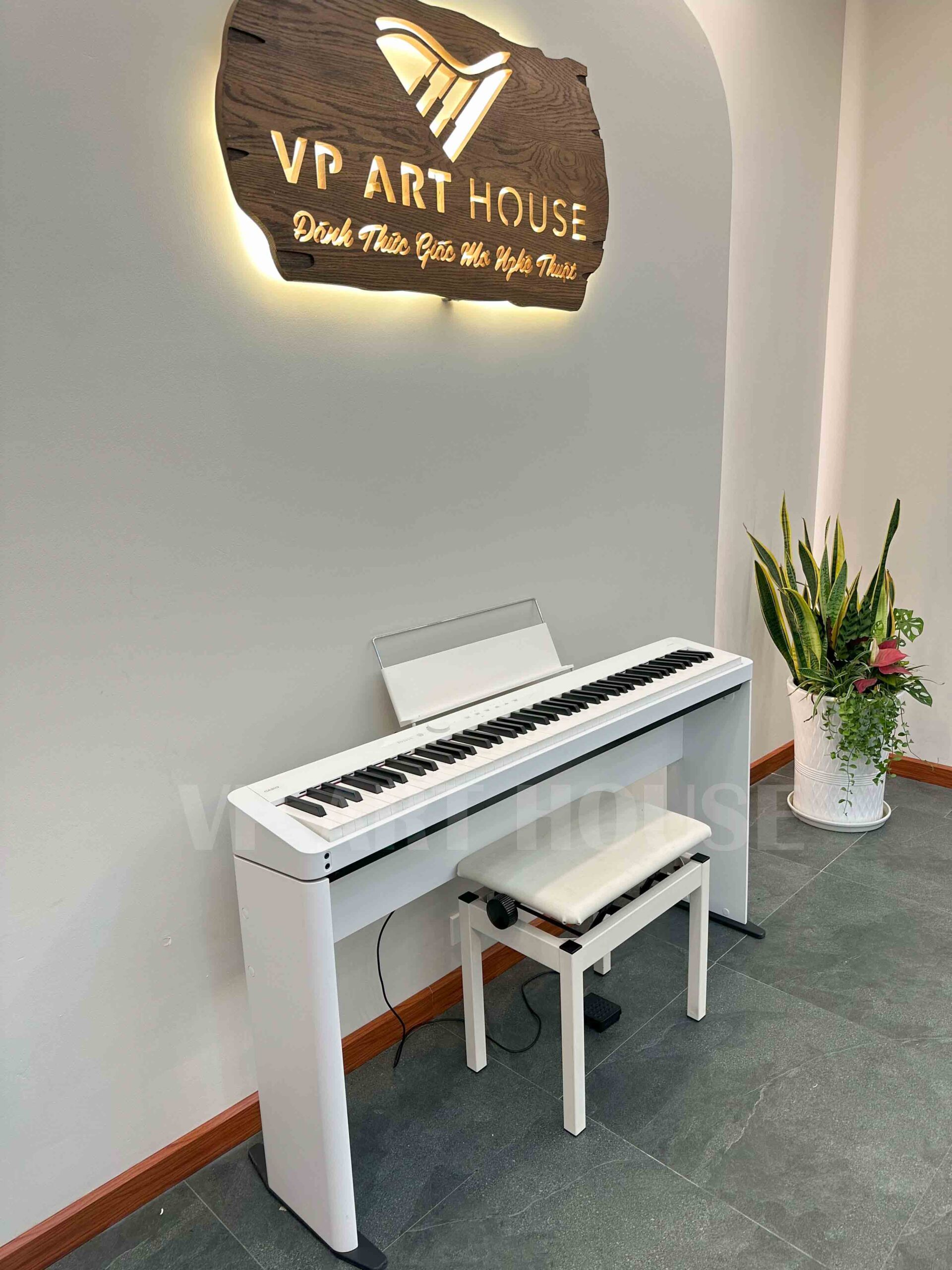 Xem trực tiếp CASIO PX-S1100WH tại cửa hàng VP Art House Đàn piano điện CASIO PX-S1100WH tại cửa hàng VP Art House