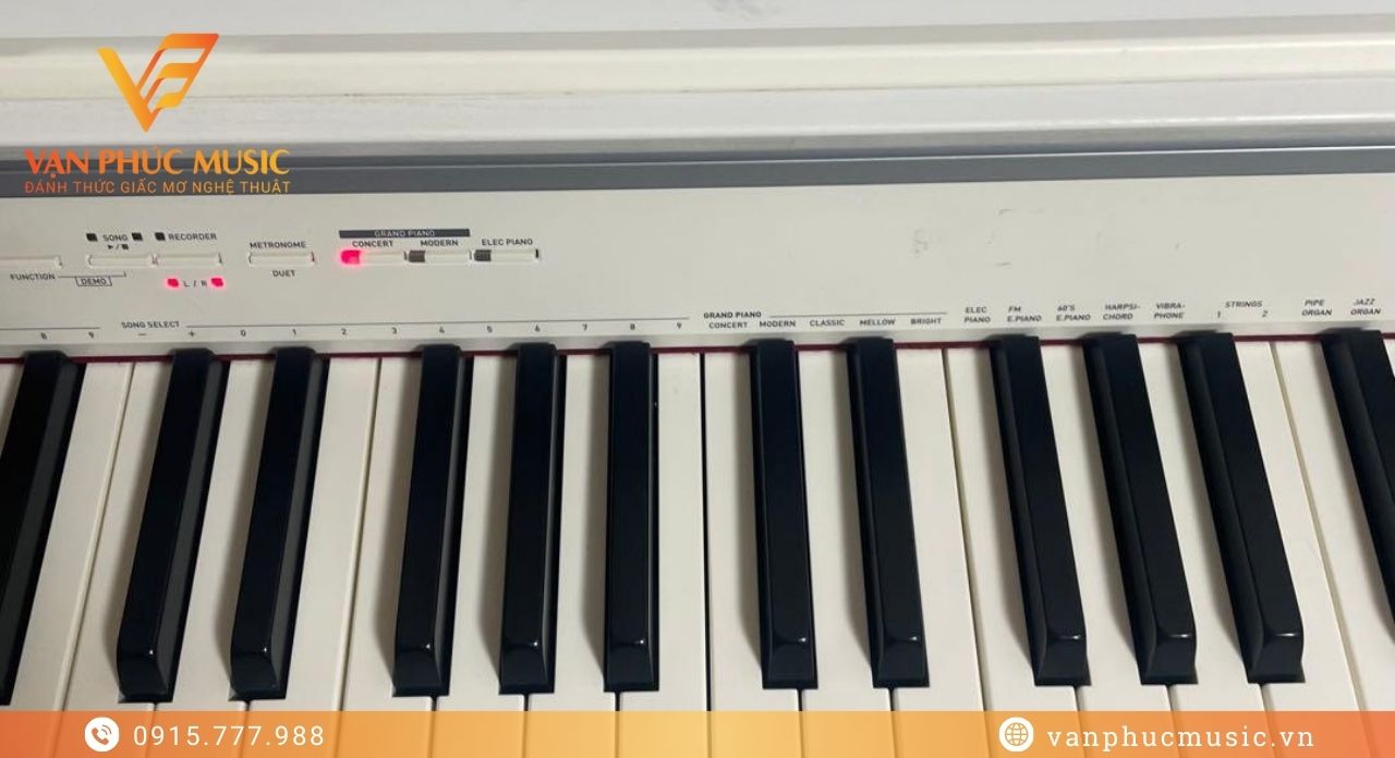 CASIO PX 750WE CASIO PX 750WE