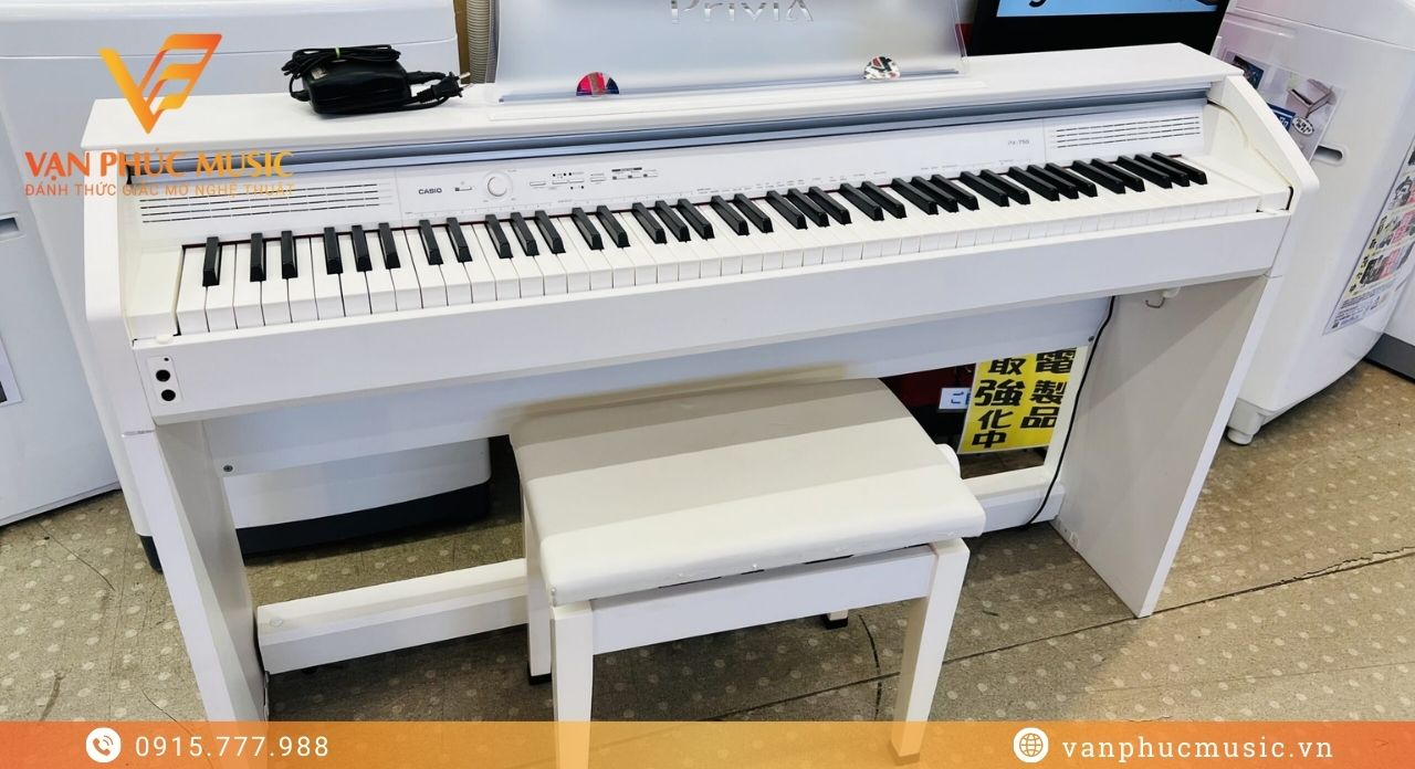 CASIO PX 750WE CASIO PX 750WE