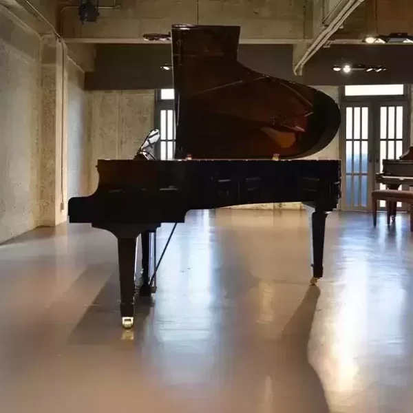 YAMAHA C3