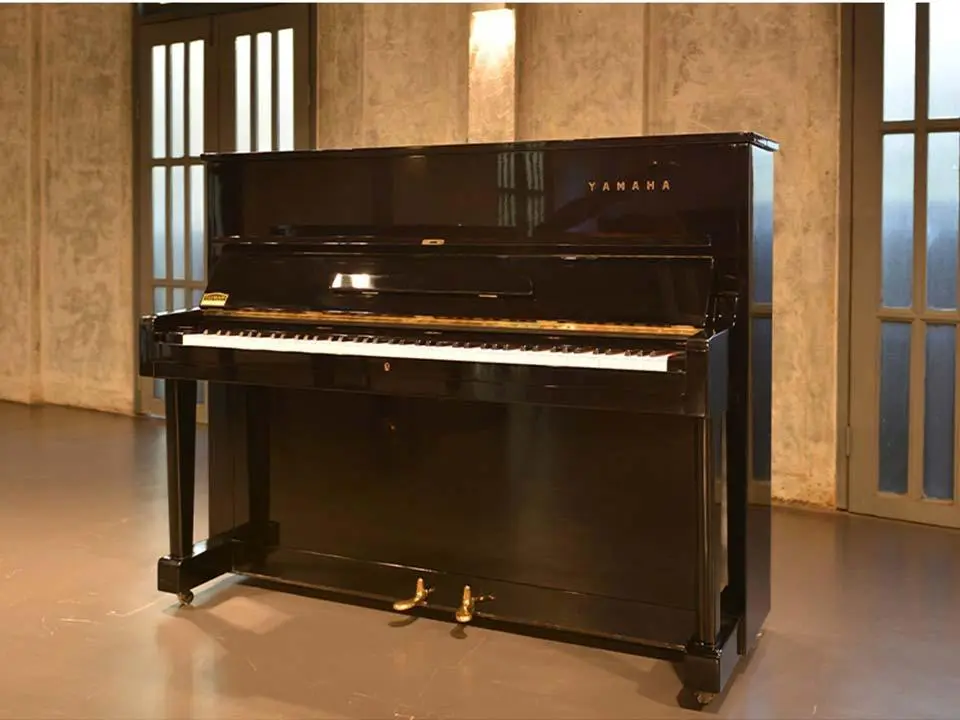 Đàn piano upright Yamaha U1D