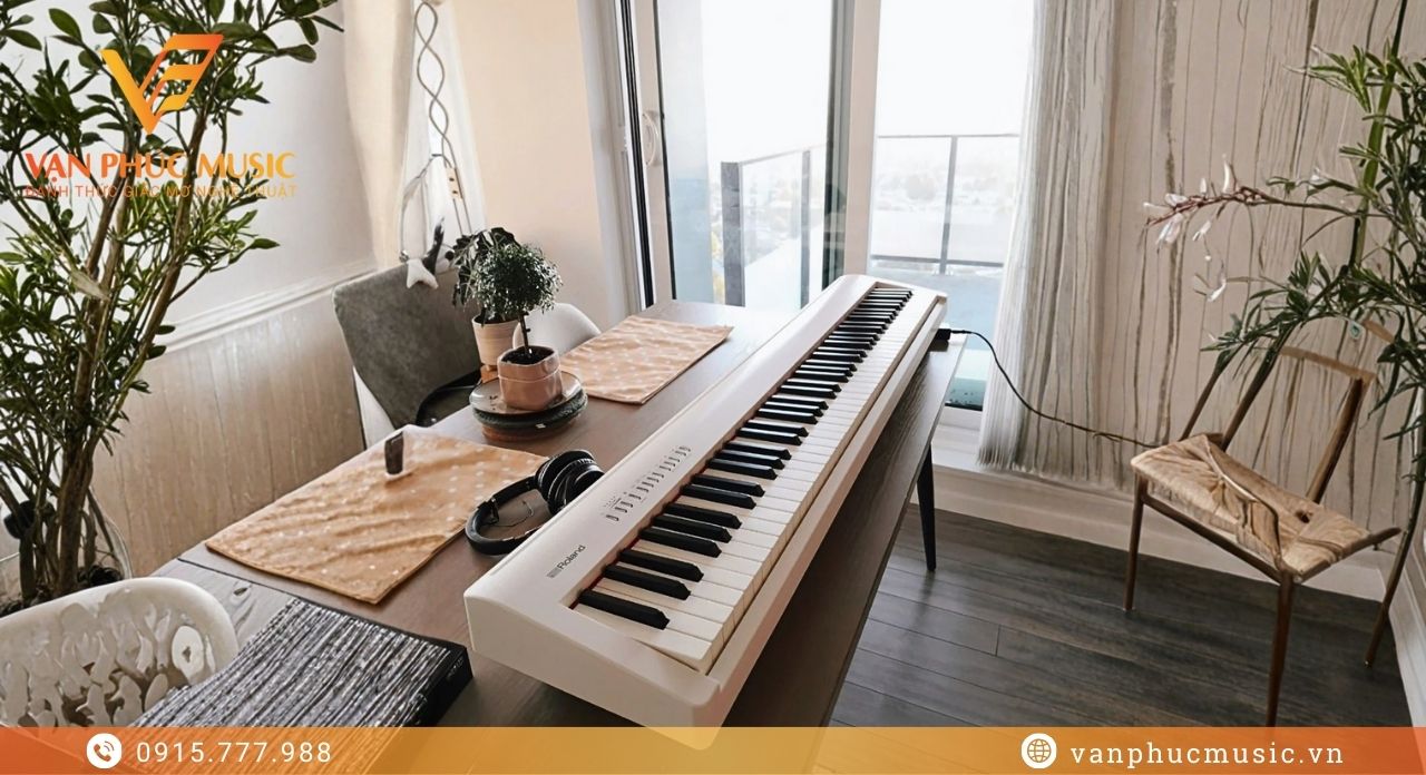 ROLAND FP 30X-WH ROLAND FP 30X-WH