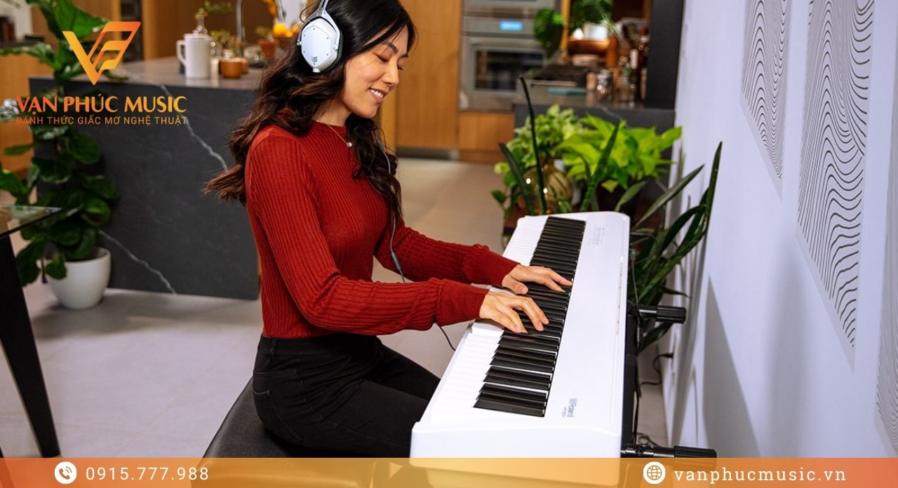 ROLAND FP 30X-WH ROLAND FP 30X-WH