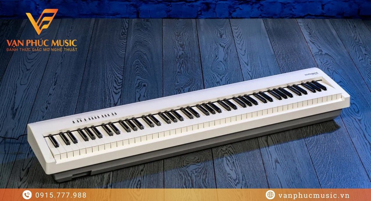 ROLAND FP 30X-WH white ROLAND FP 30X-WH white