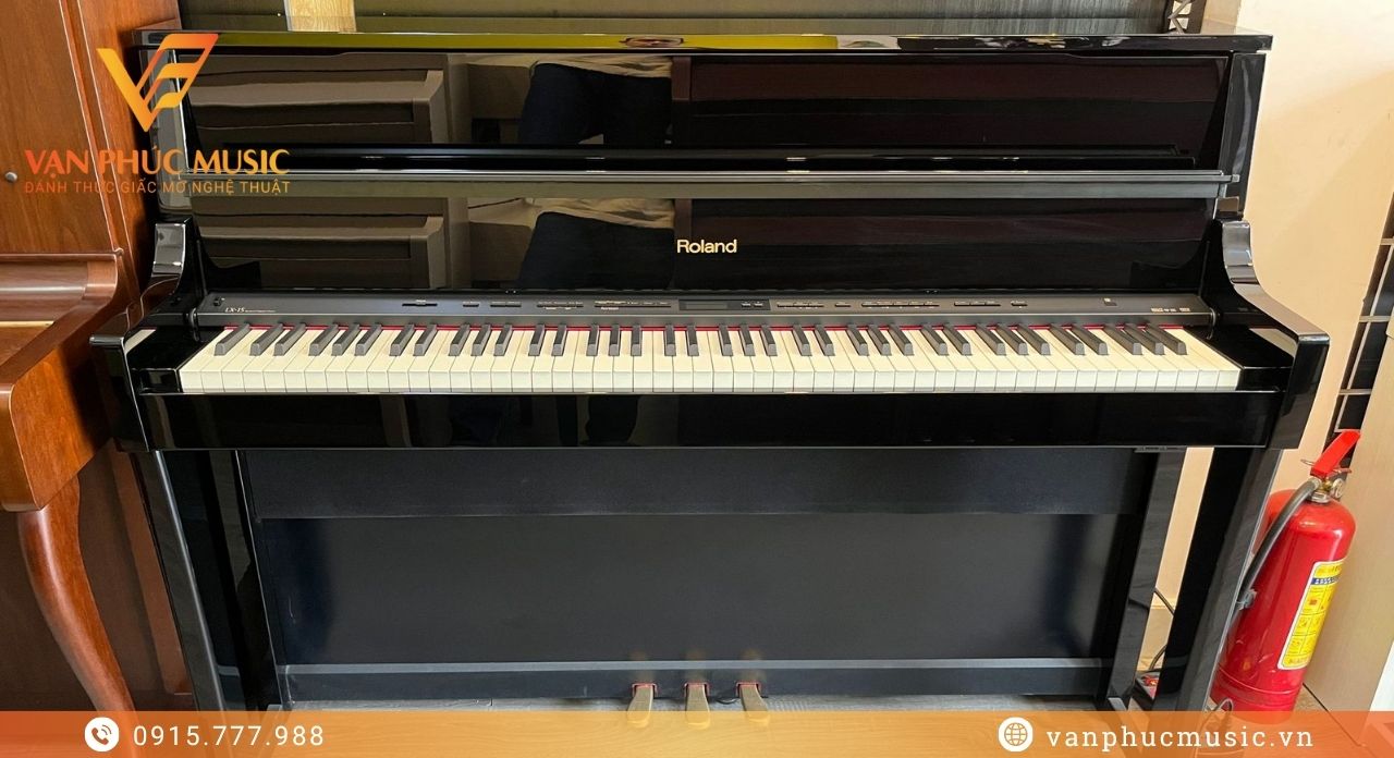 ROLAND LX 15PE ROLAND LX 15PE