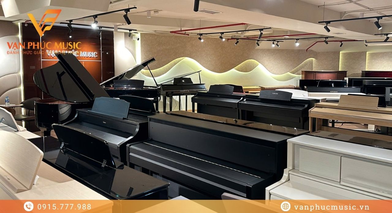 YAMAHA CSP 170B YAMAHA CSP 170B