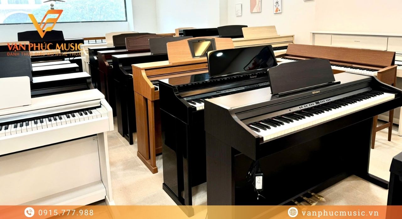 Roland HP 601 cherry wood Roland HP 601 cherry wood