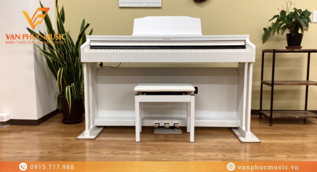 Roland HP 601WH Roland HP 601WH