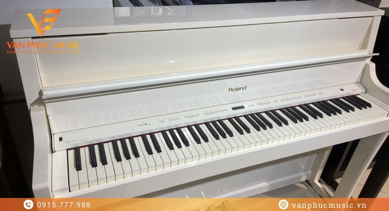 ROLAND LX 15PW ROLAND LX 15PW