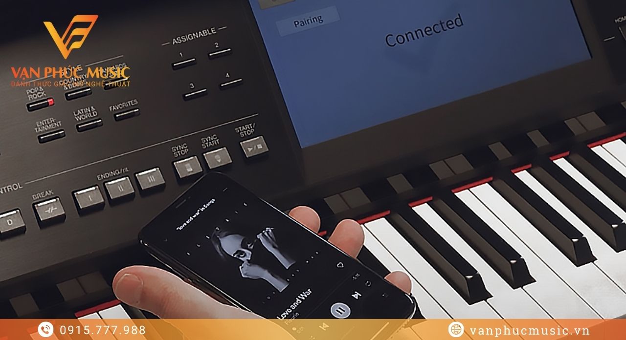 Yamaha CVP 809 polished ebony