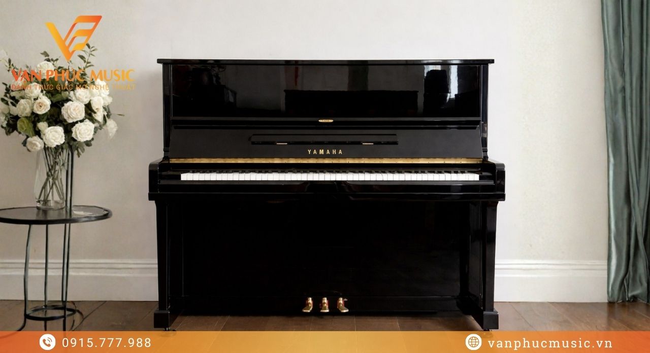 piano Yamaha U1A